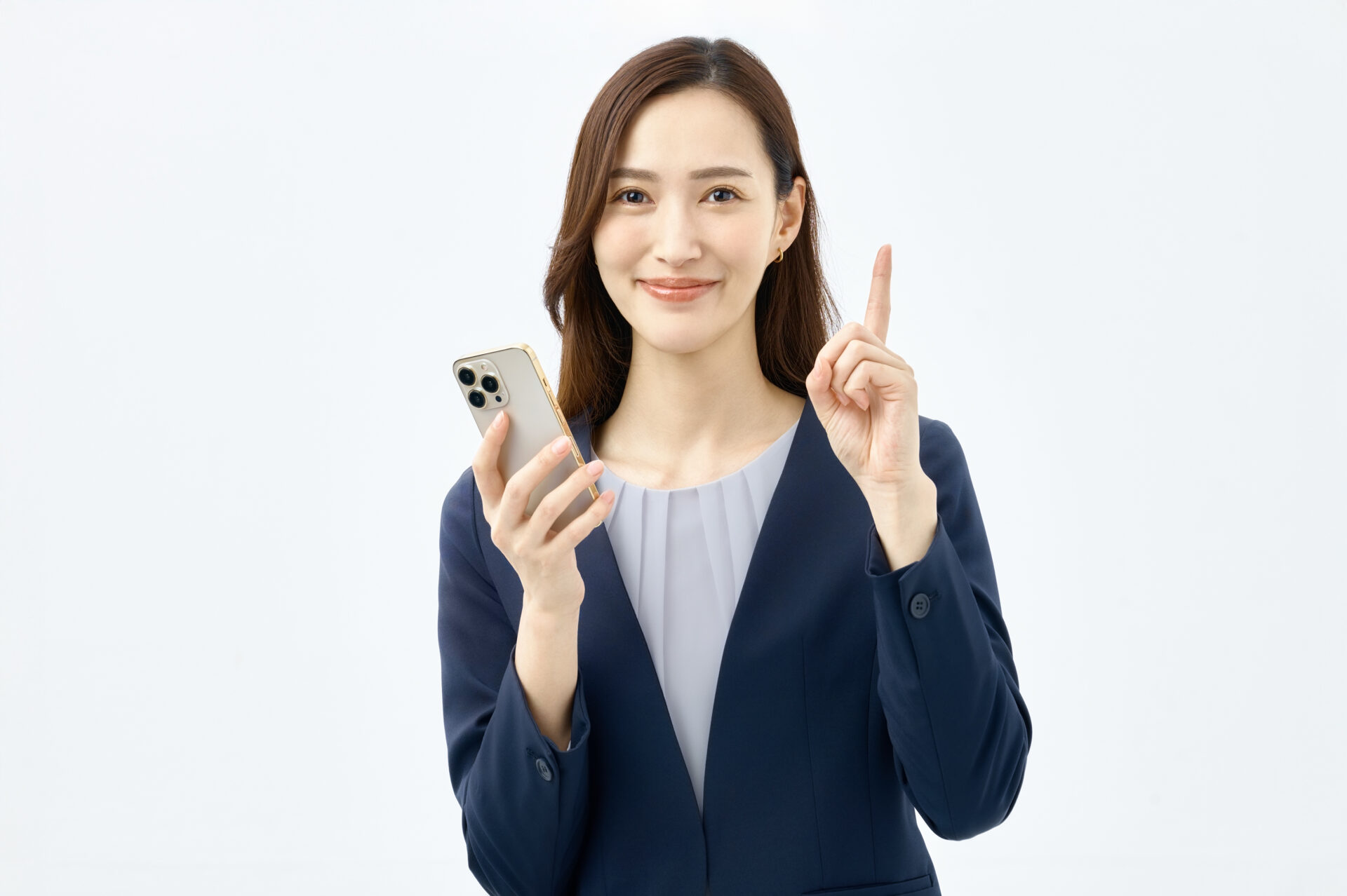 TripleXの買い方を説明する女性
